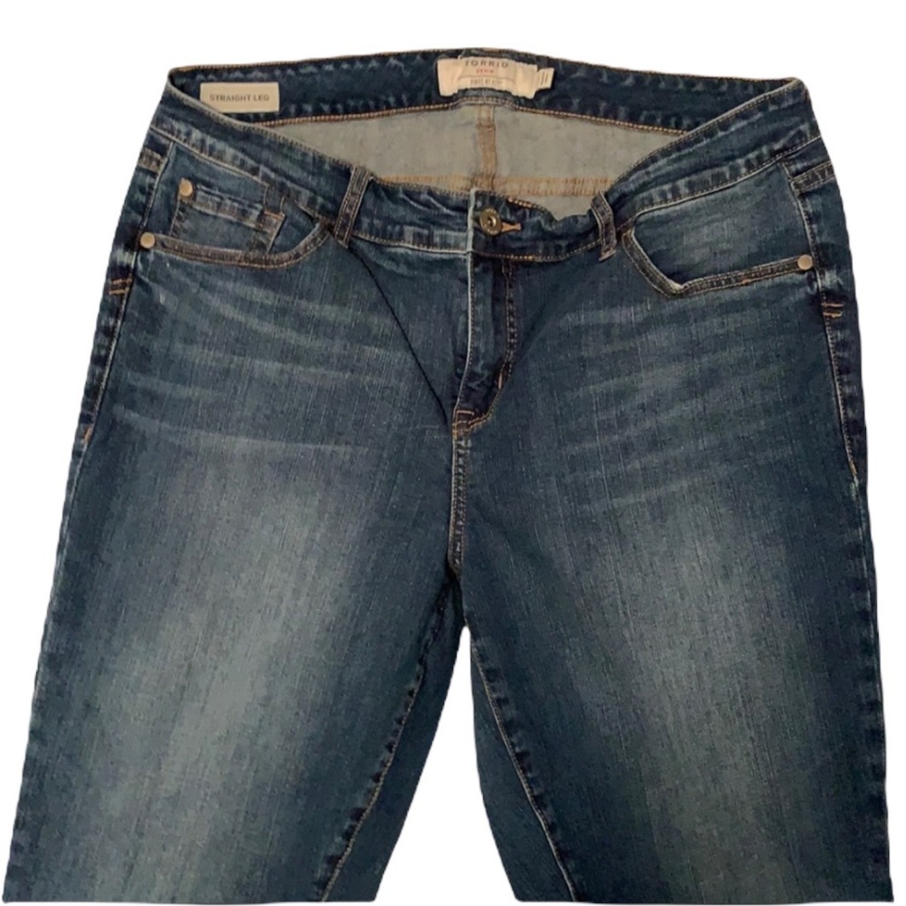Torrid 14 Straight Leg Jeans